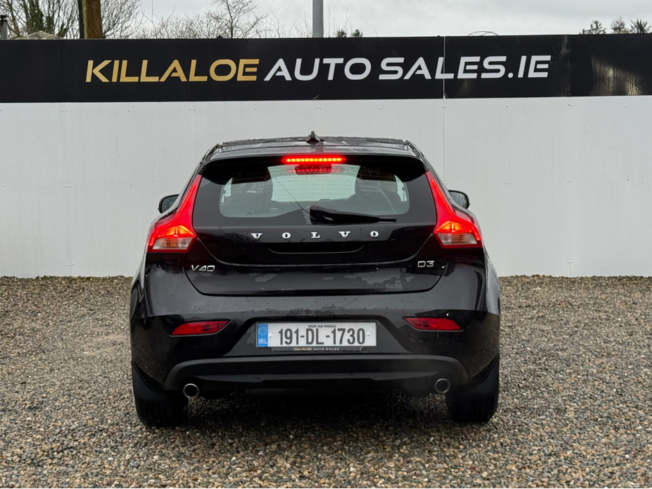 2019 Volvo V40 2.0D D3 MOMENTUM ED 5DR €13,950