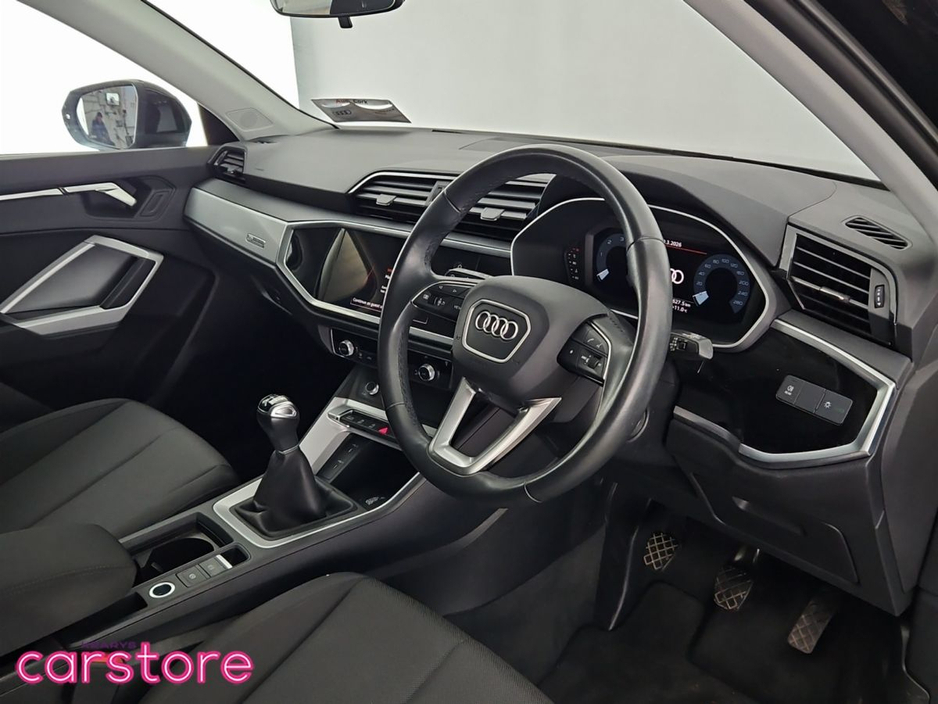 2024 Audi Q3 - image 9