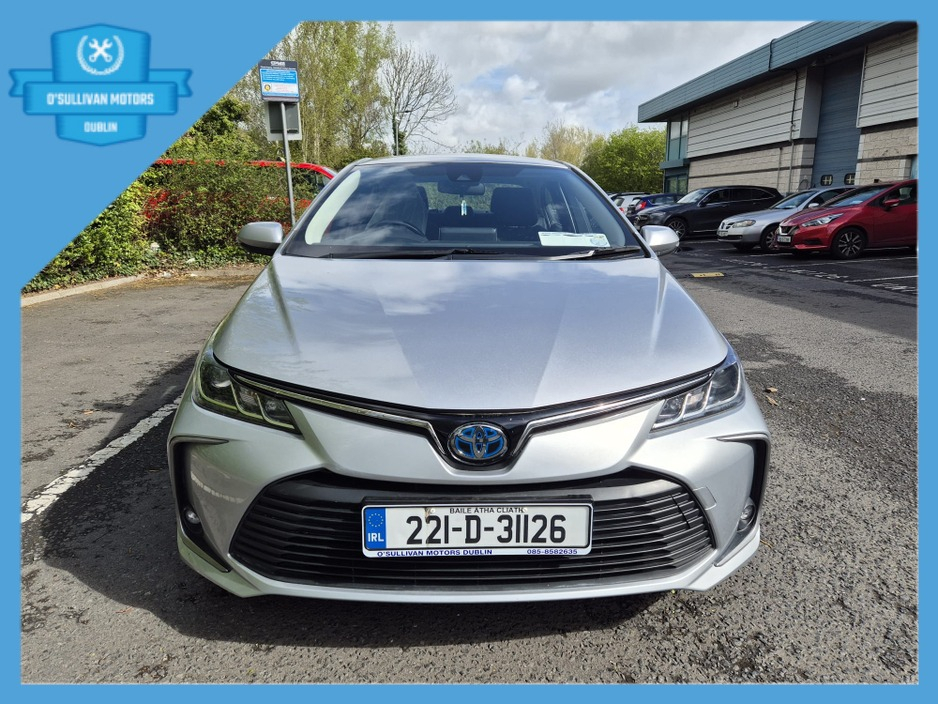 2022 Toyota Corolla - image 2