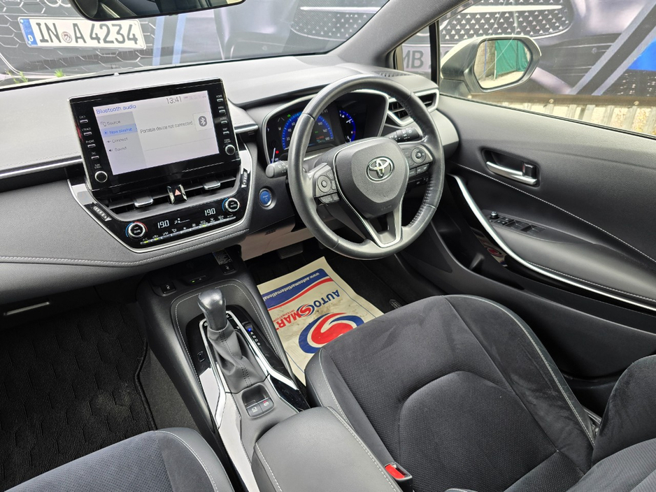 2019 Toyota Corolla - image 11