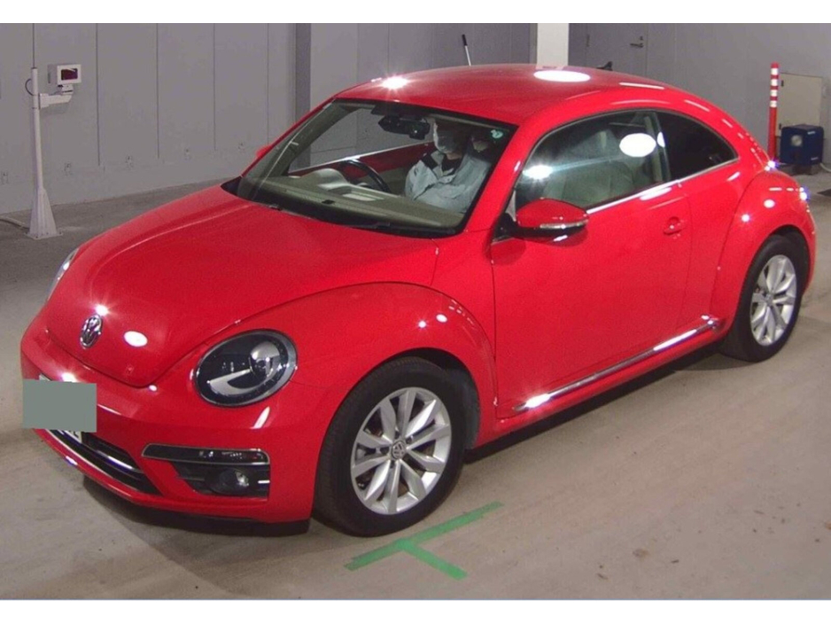 2017 Volkswagen Beetle - image 2