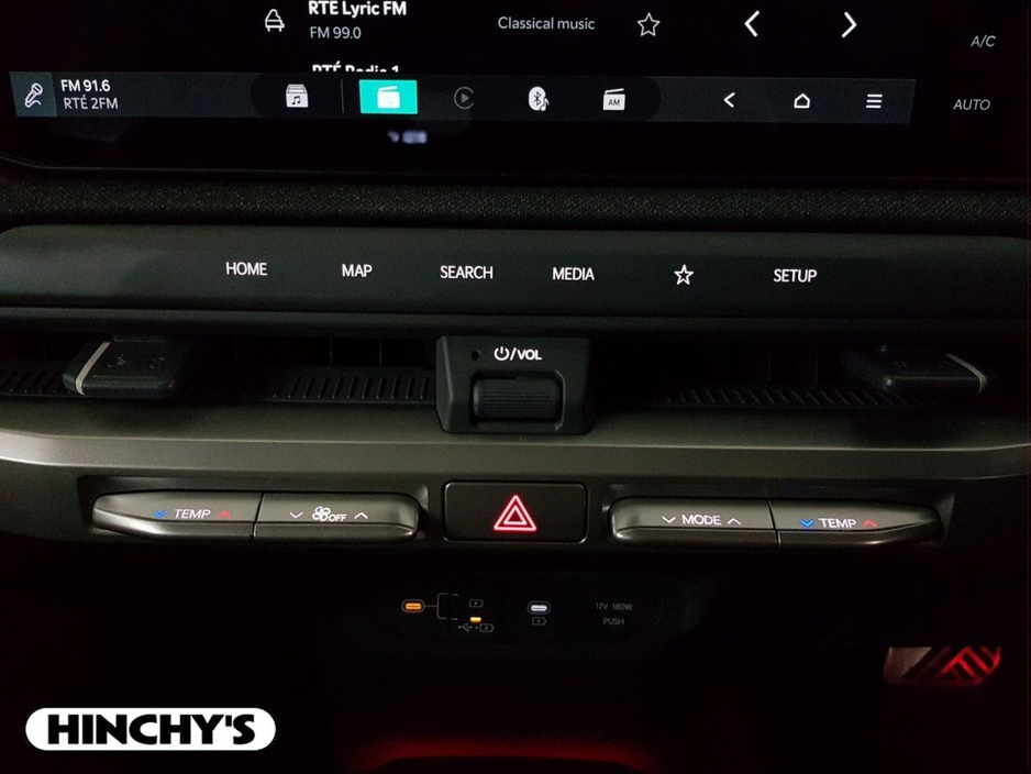 2025 Kia EV3 - image 16