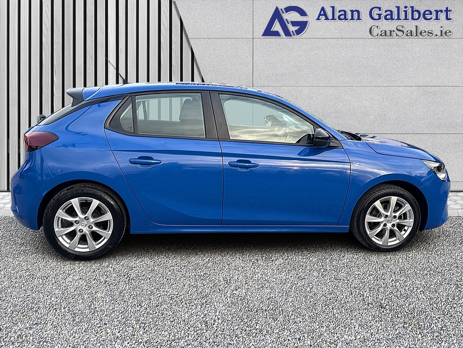 2023 Opel Corsa - image 3