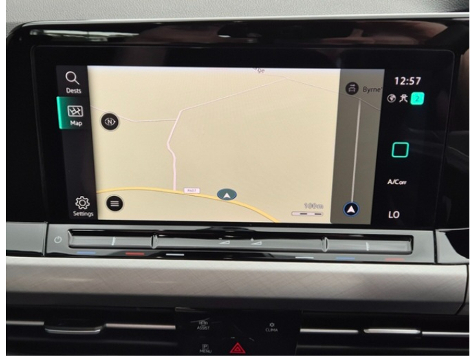 2023 Volkswagen Golf 2.0 TDI LIFE €26,995