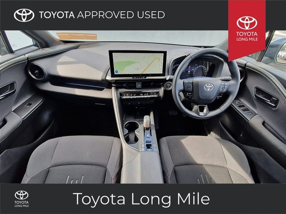 2024 Toyota C-HR - image 8