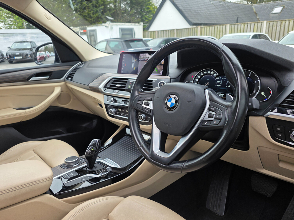 2019 BMW X3 - image 17