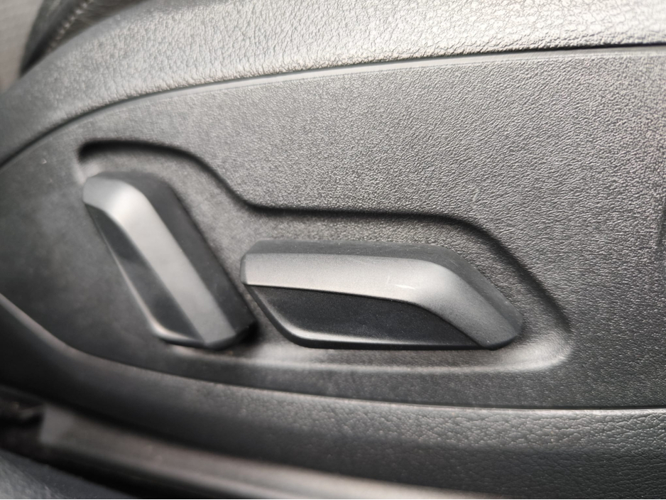 2017 Audi A5 - image 12