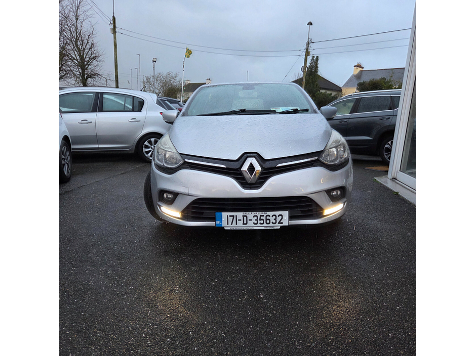2017 Renault Clio 1.2 16V 75 DYNAMIQUE NAV €10,950