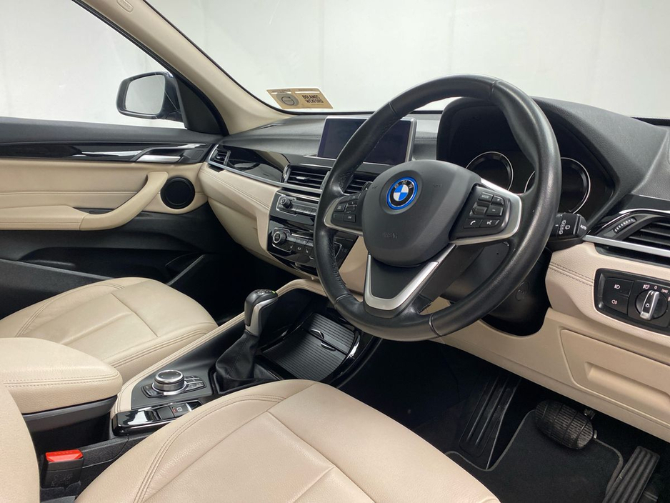 2022 BMW X1 - image 6