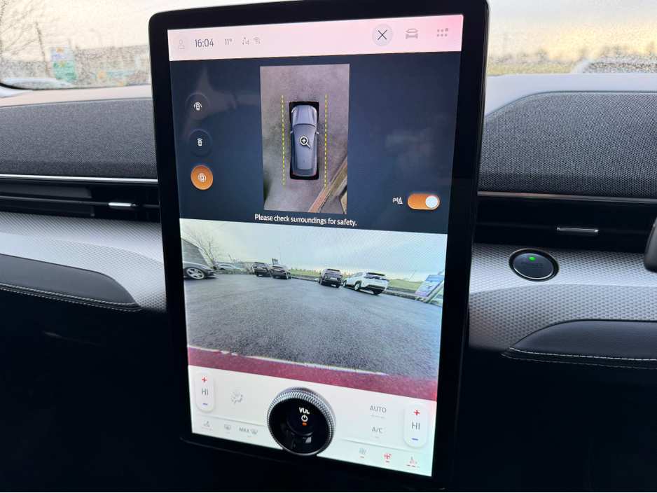 2021 Ford Mustang Mach-E Extended Range - panoramic Roof - Mustang €27,950