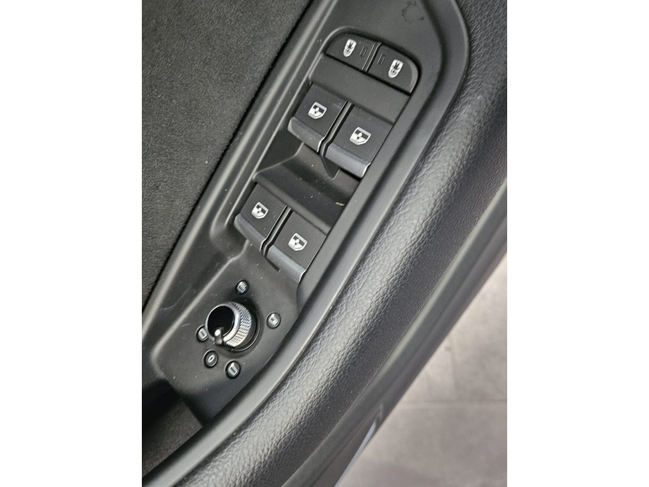 2021 Audi A5  €36,950