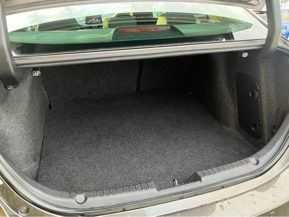 2019 Mazda Mazda3 EXECUTIVE SE 1.5 PETROL //HEATED SEATS//CARPLAY// €12,950