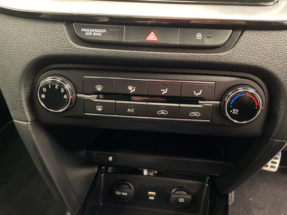 2021 Kia Ceed - image 17