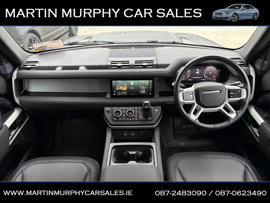 2023 Land Rover Defender 110 3.0 D250 X-DYNAMIC 7 SEATS €89,950