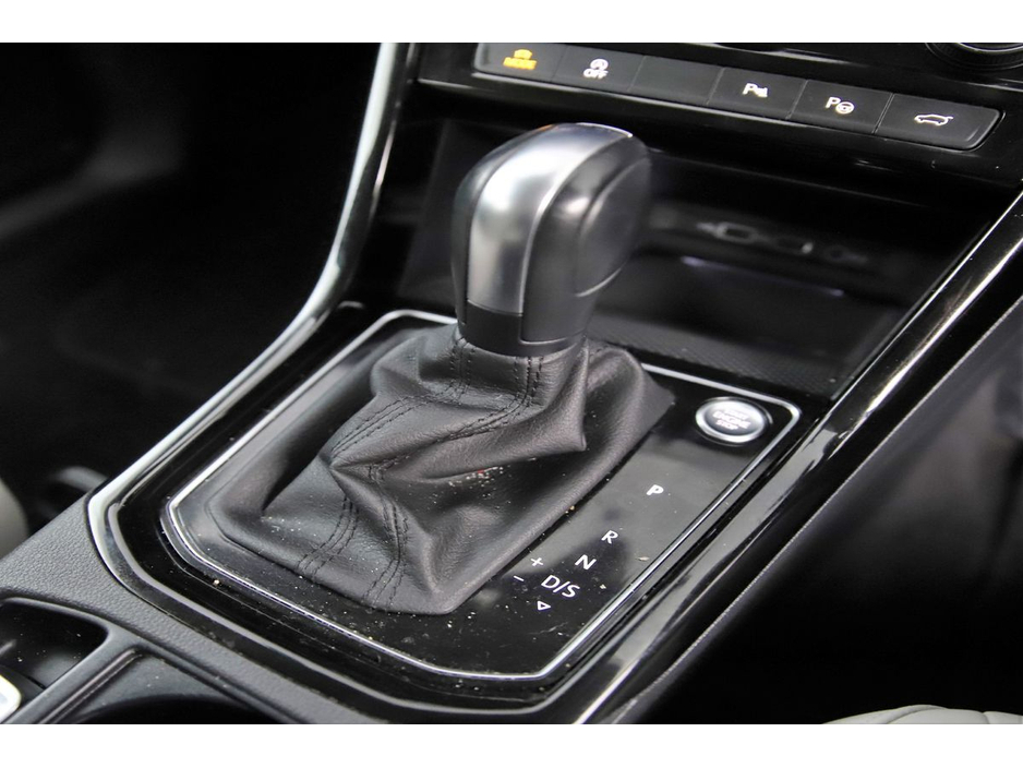 2020 Volkswagen Touran 2.0 TDI DSG COMFORTLINE *FULL BEIGE LEATHER*