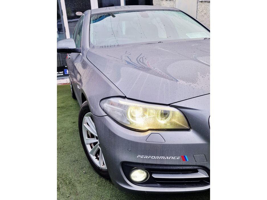 2013 BMW 5 Series - image 10