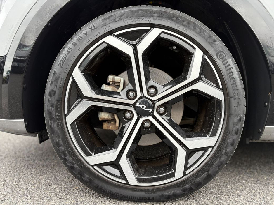 2023 Kia Niro - image 5