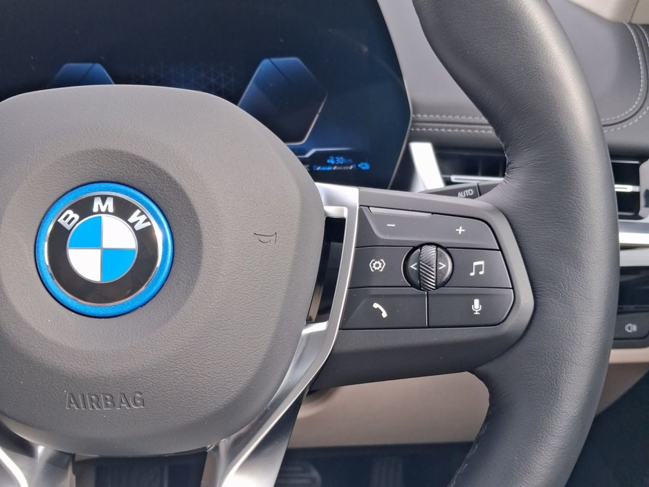 2025 BMW X1 xDrive25e xLine €51,950