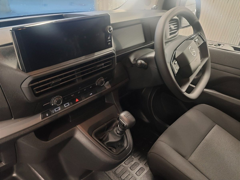 2025 Citroen Dispatch LX MWB 1.5 120HP From €134 Per Week €27,955