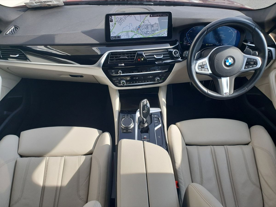 2023 BMW 5 Series - image 4