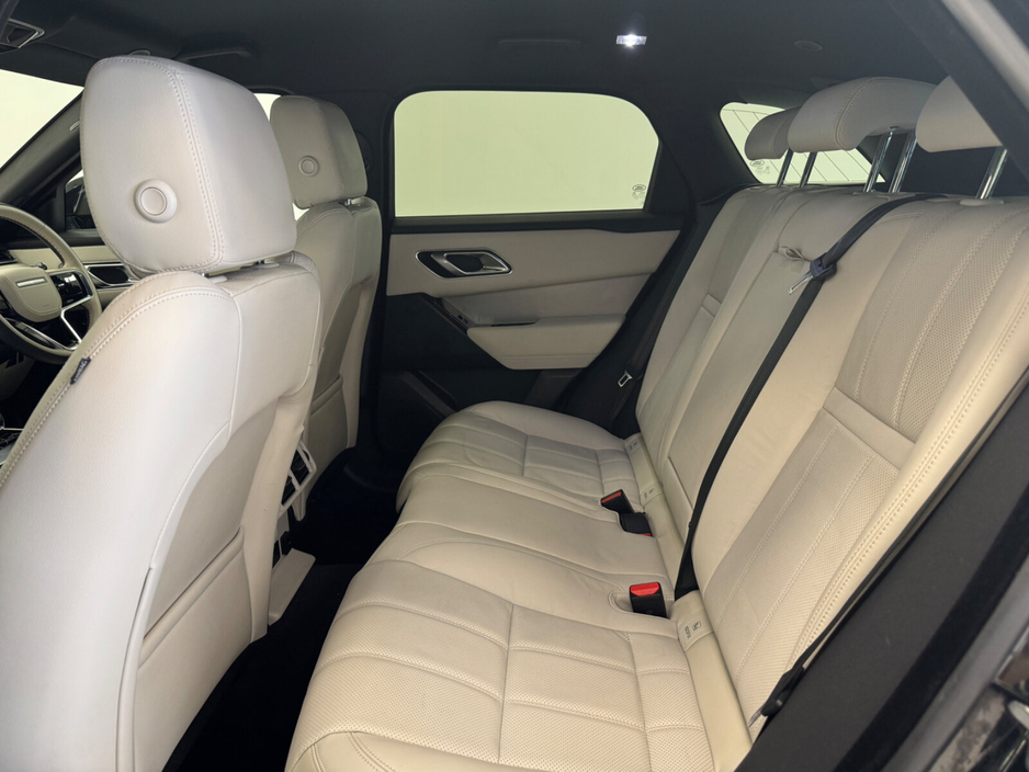 2023 Land Rover Range Rover Velar - image 6