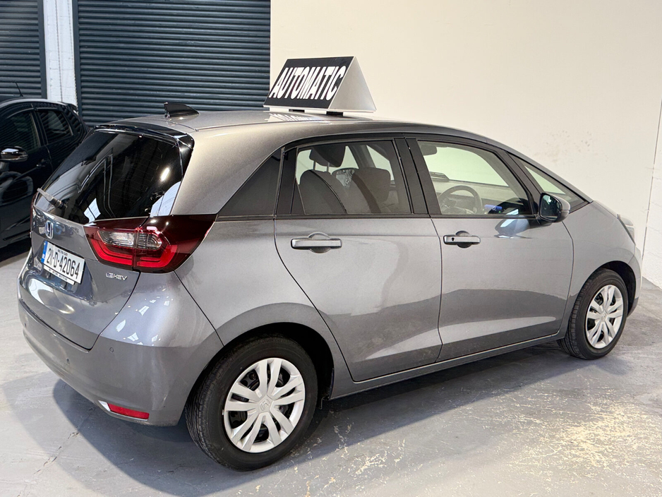 2021 Honda Fit - image 5