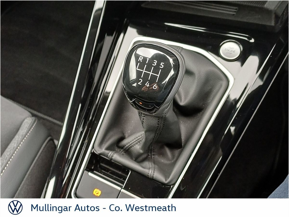 2026 Volkswagen Golf - image 15