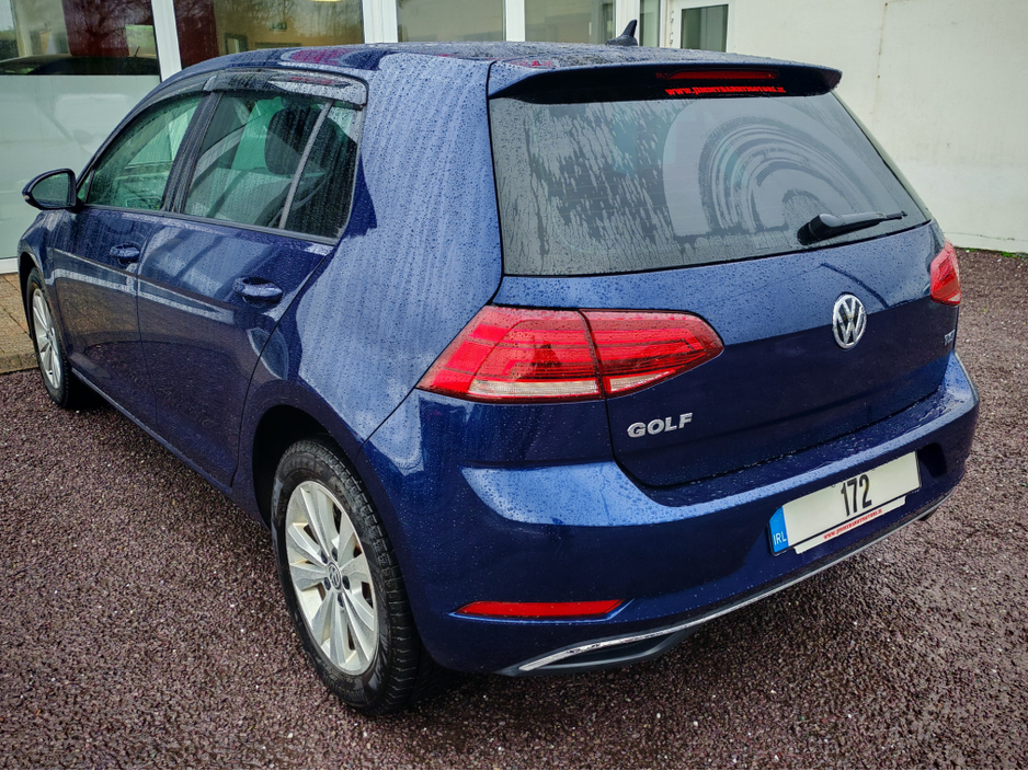 2017 Volkswagen Golf - image 12