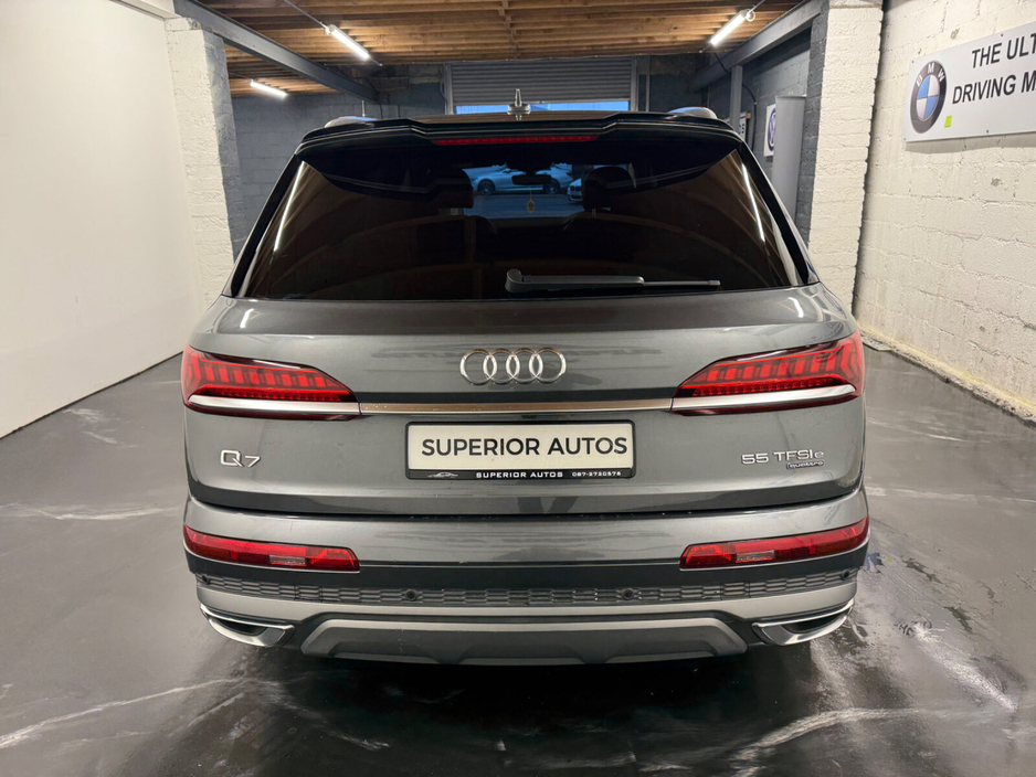 2021 Audi Q7 55 TFSI e S Line €54,995