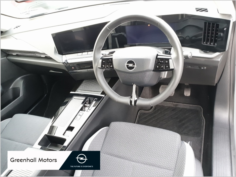 2025 Opel Astra - image 7