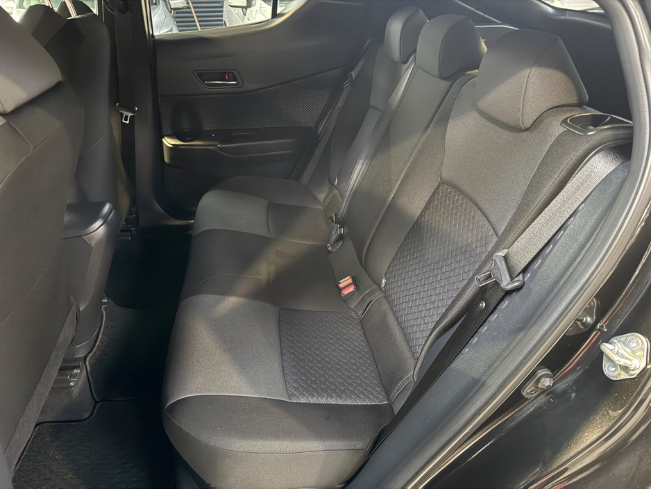 2020 Toyota C-HR 1.8 HYBRID LUNA €21,890