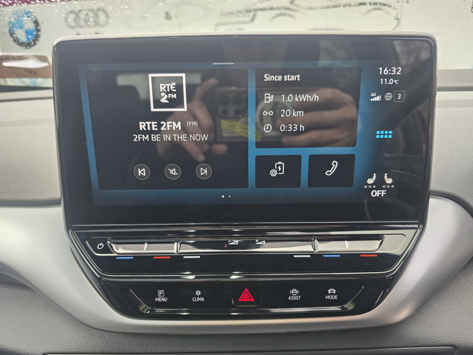 2023 Volkswagen ID.4 - image 21