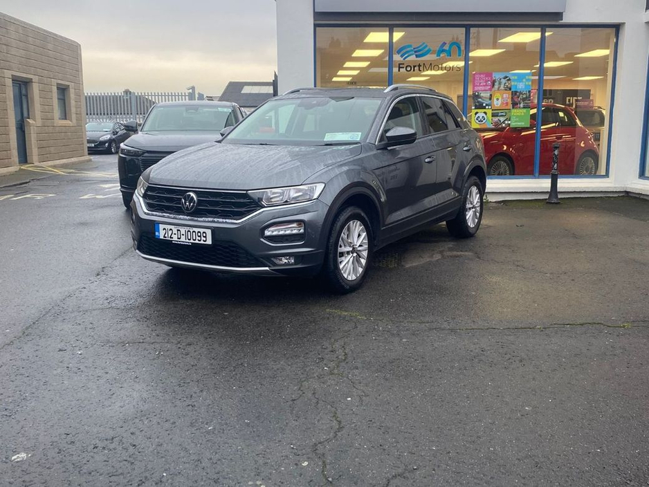 2021 Volkswagen T-Roc Design 1.0 TSI M6F 110HP 5DR €22,995