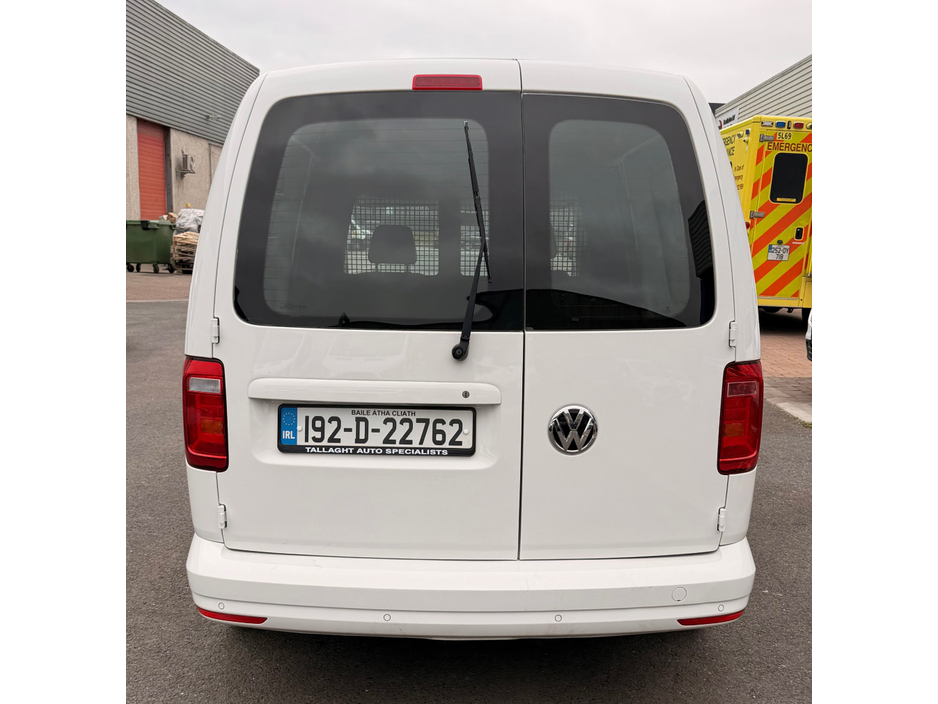 2019 Volkswagen Caddy - image 6