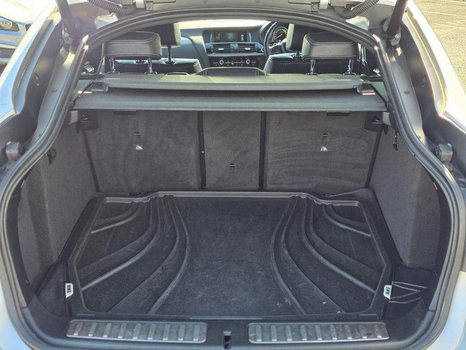 2016 BMW X4 - image 26