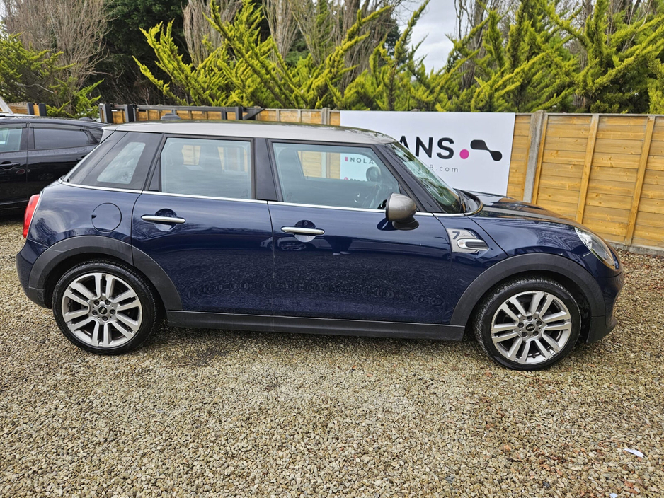 2017 MINI Hatch - image 6