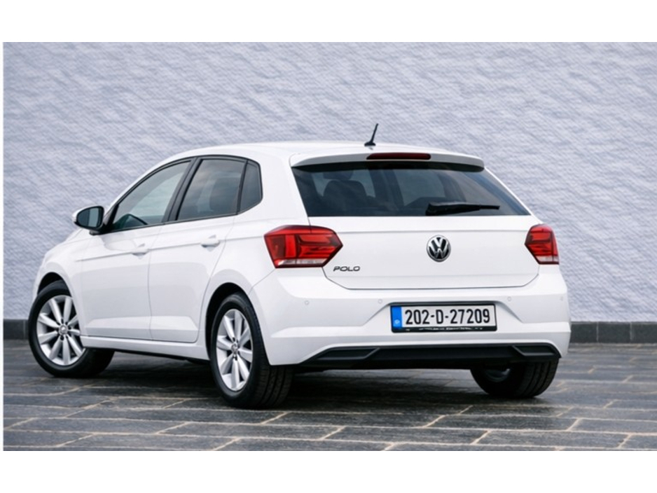 2020 Volkswagen Polo - image 3