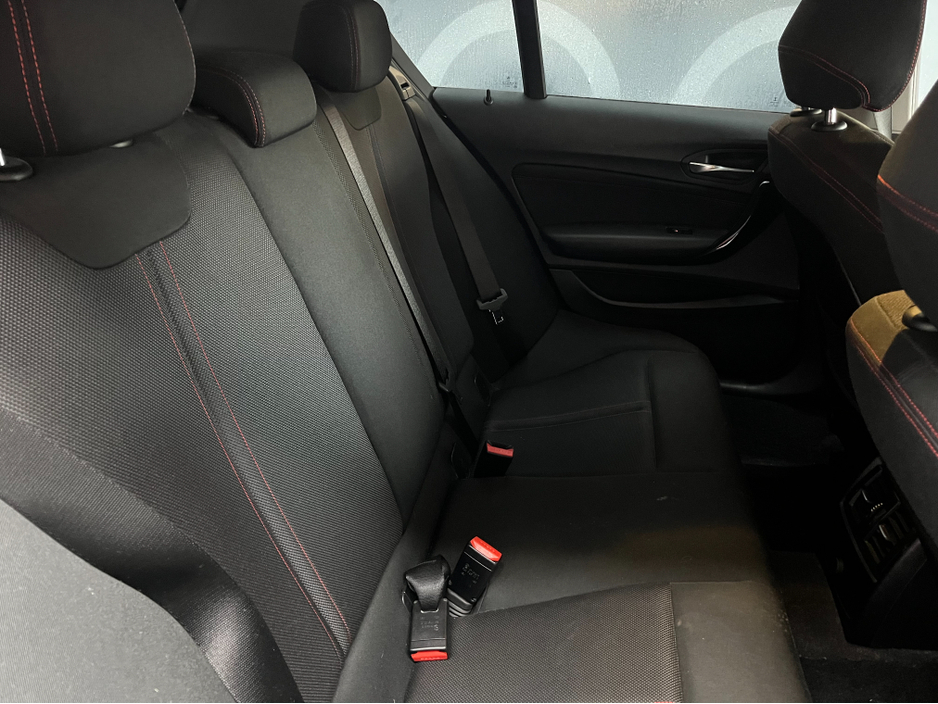 2017 BMW 1 Series €16950! 2017 BMW 1 SERIES AUTOMATIC 118D SPORT / REVERSE CAMERA €16,950