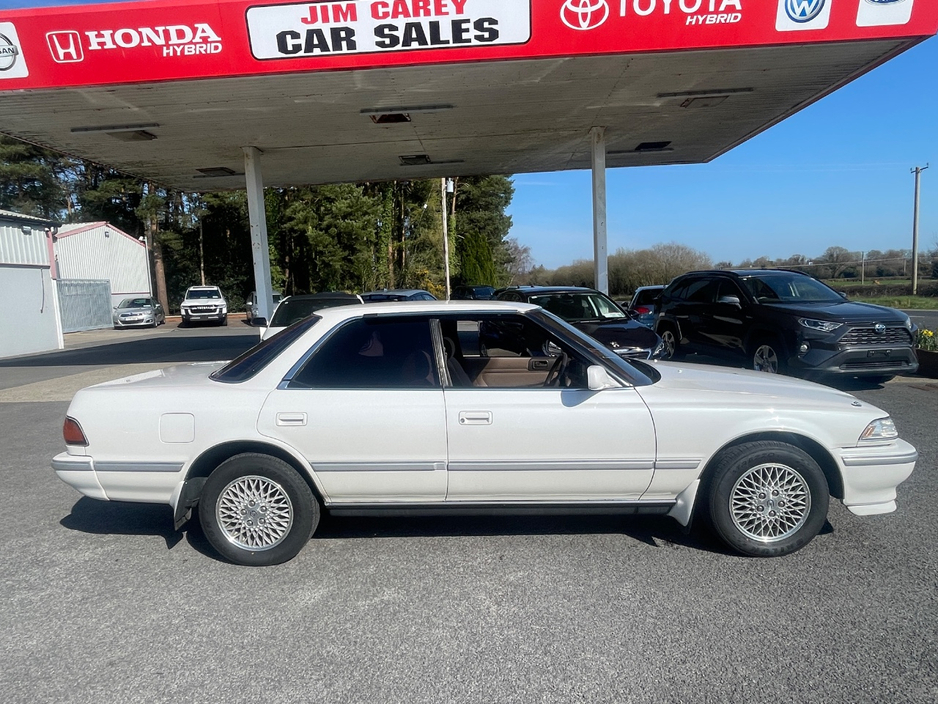 1992 Toyota Mark II - image 8