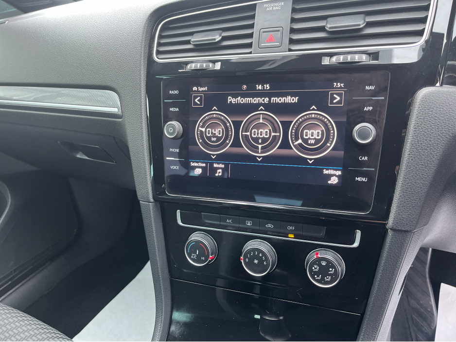 2018 Volkswagen Golf R LINE 1.5 TSI MANUAL, 2 YEAR NCT, LOW TAX, LOW INSURANCE €18,995