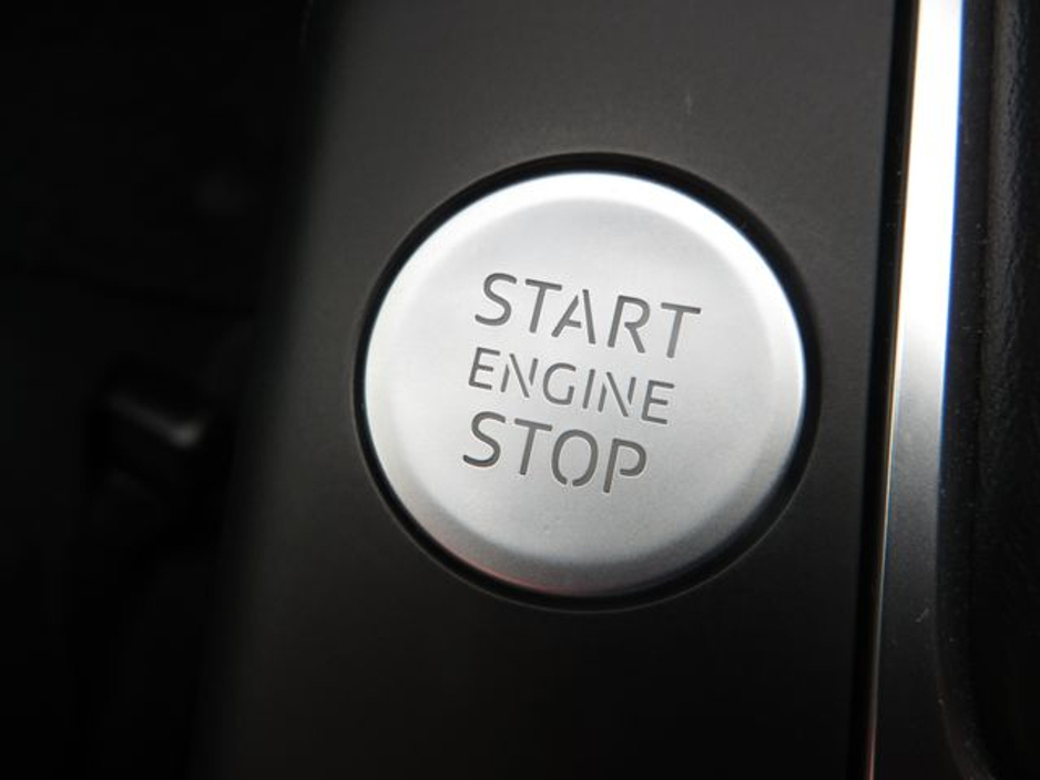 2018 Audi A3 1.4 TFSi S-Line Auto / Low Kilometers / €22,950