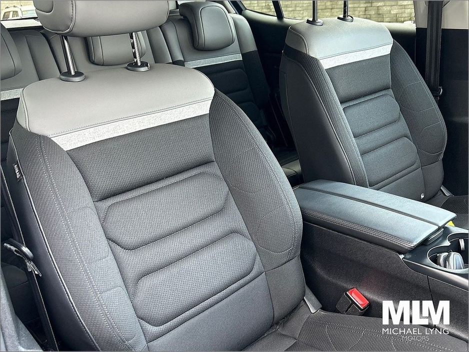 2023 Citroen C5 Aircross FEEL Pack BlueHDi 130 €29,495