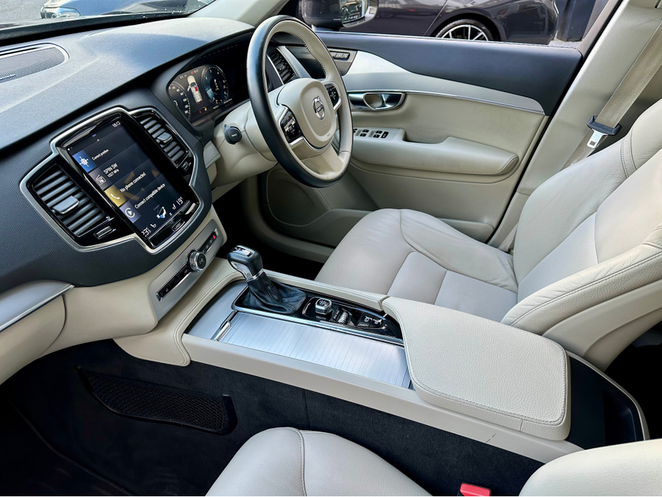 2019 Volvo XC90 - image 8