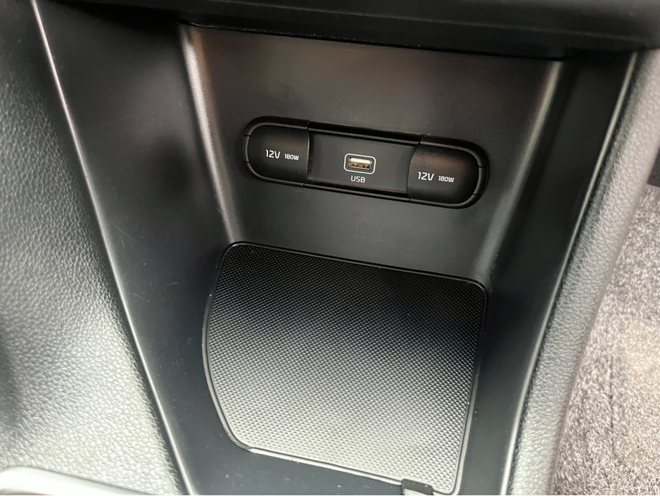 2019 Kia Sportage - image 17