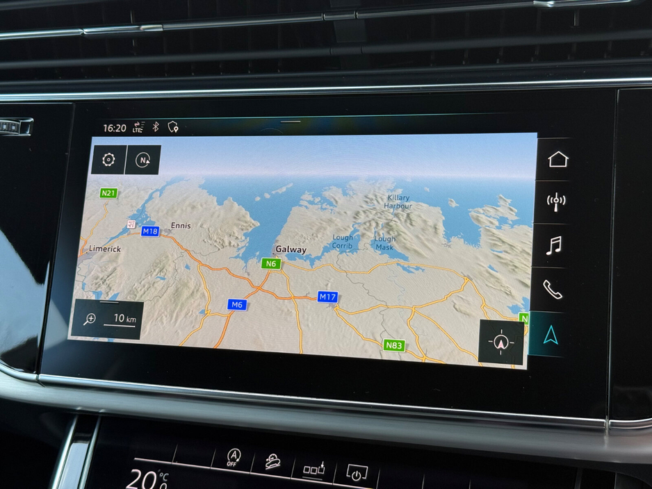 2020 Audi Q8 - image 15