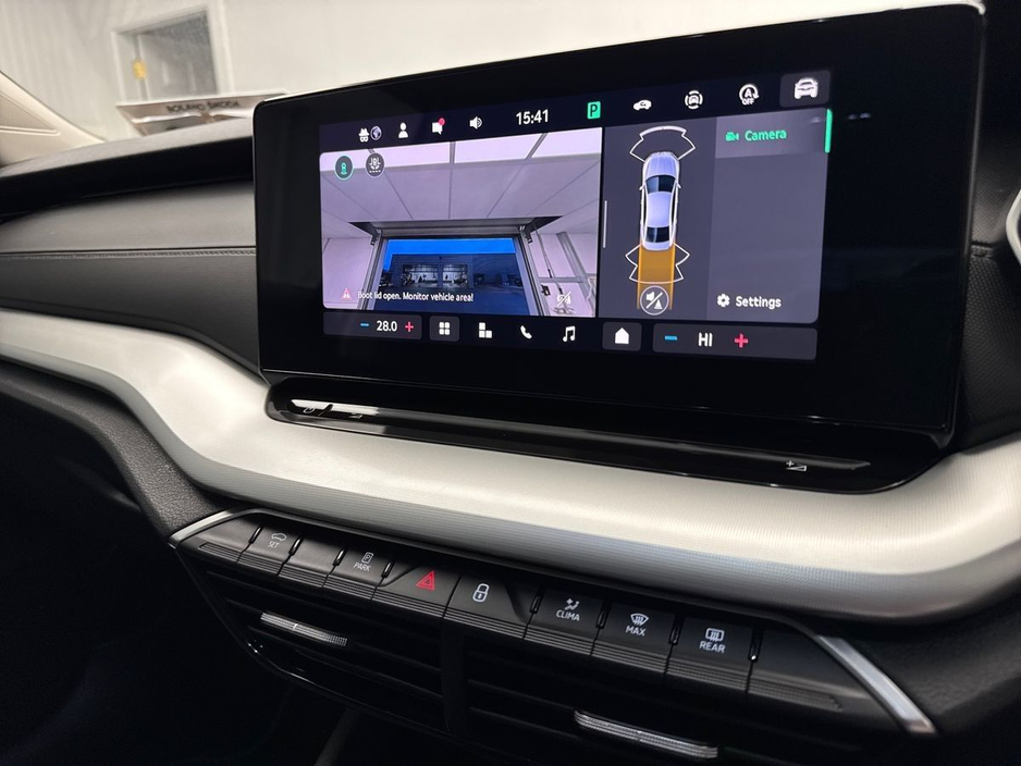 2025 Skoda Octavia - image 20