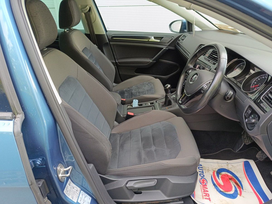 2016 Volkswagen Golf - image 15