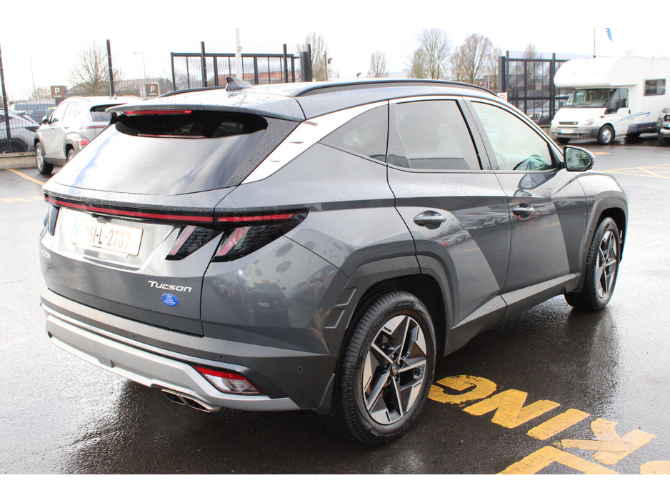 2025 Hyundai Tucson - image 5
