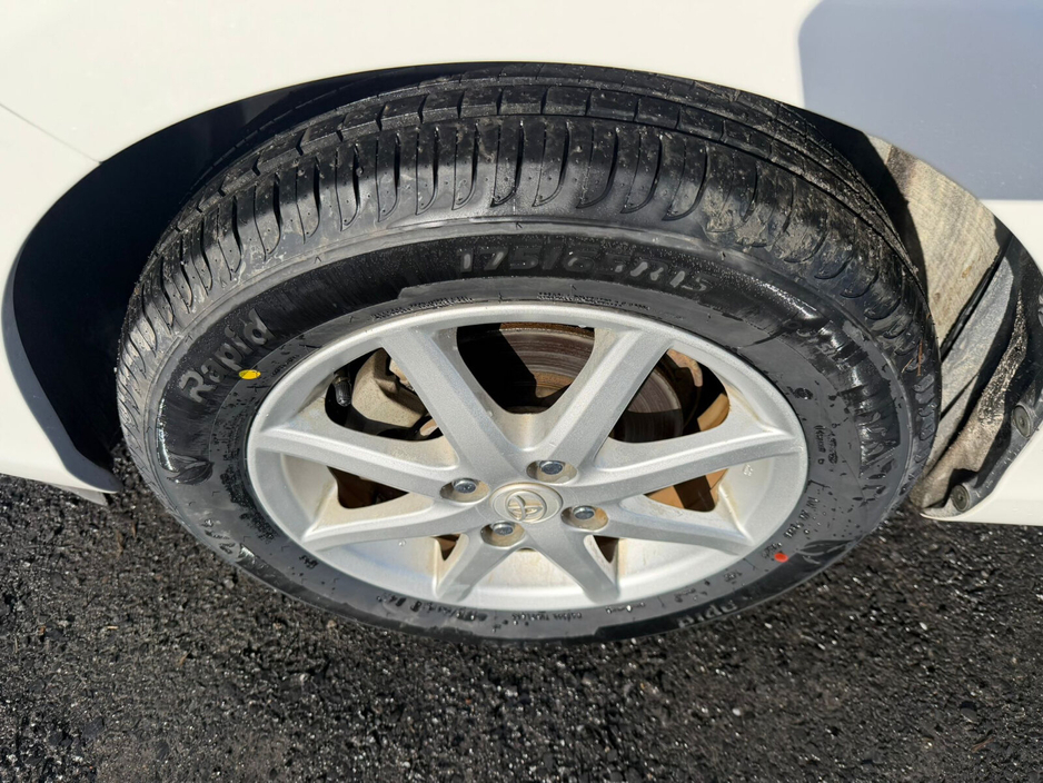 2012 Toyota Aqua  €7,950