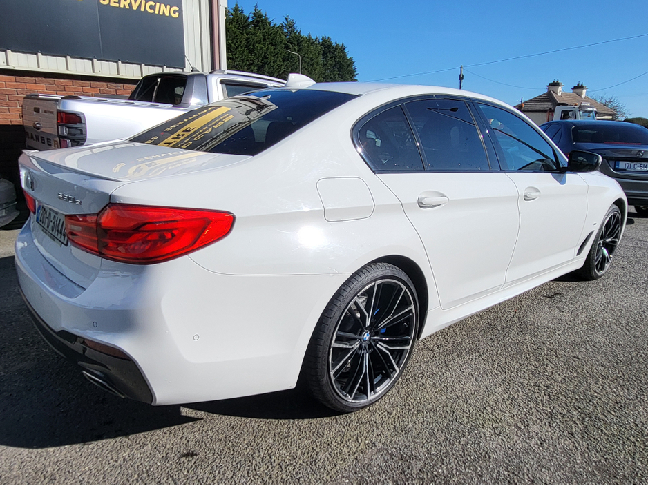 2020 BMW 5 Series - image 5